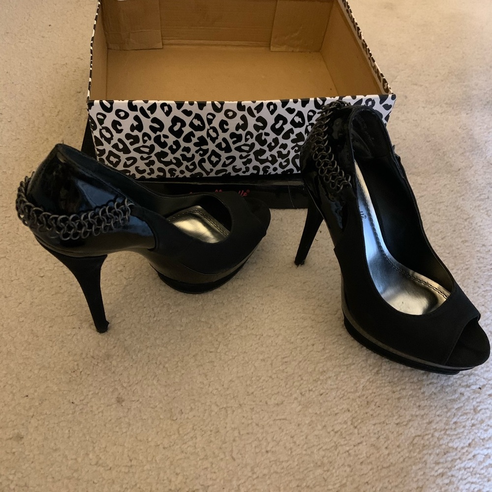 Anne Michelle, black stilettos, size 8